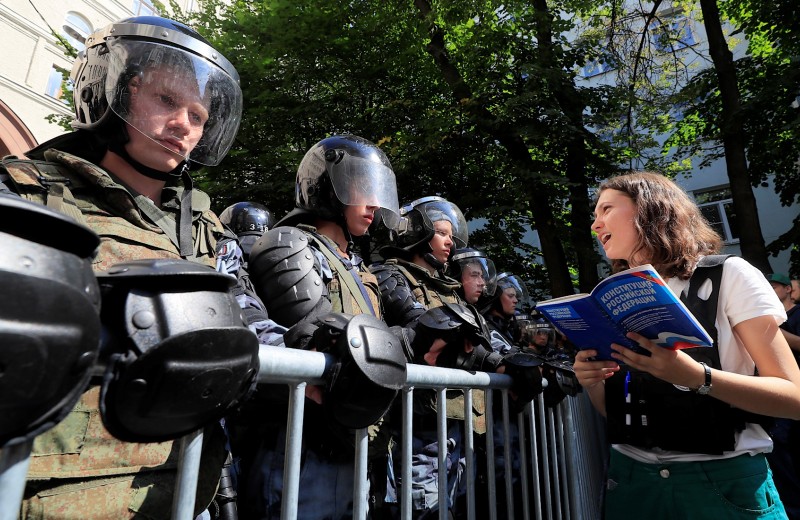 Протесты в столице поддержала треть москвичей