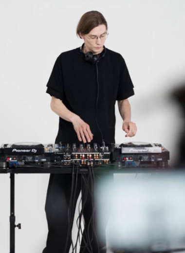 Техно-диджей Никита Забелин: Я хочу вывести электронную музыку из ночных клубов на концертные площадки