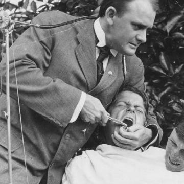 Шесть мифов стоматологии: лучшие врачи борются с нашим невежеством