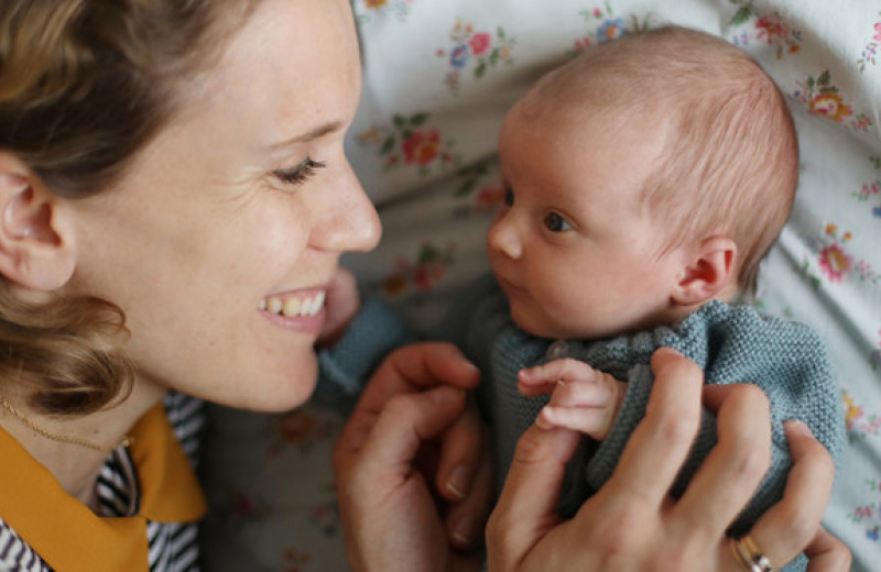 Материнство раннее и позднее: в чем разница?