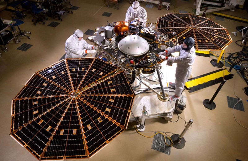Прорыв в глубины: почему потерян зонд, увидевший Марс насквозь