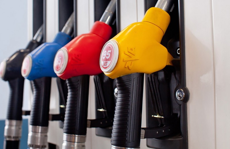 «Не хватает установок». Что будет с ценами на бензин осенью