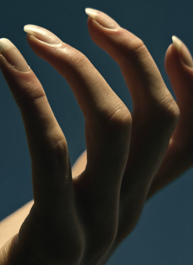 Белые пятна и еще 5 признаков того, что твоим ногтям нужна передышка от лака