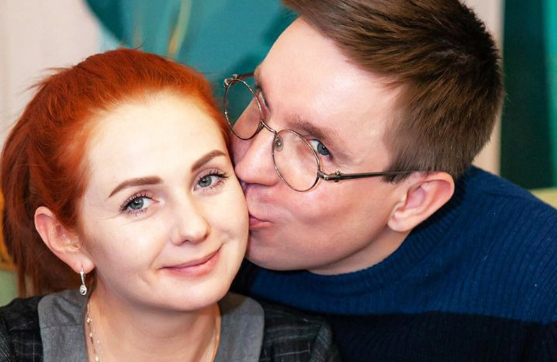 «Я не хотел жениться на девушке с ребенком»: онкобольной Дмитрий Спиридонов признался, почему опасался Лену Катину
