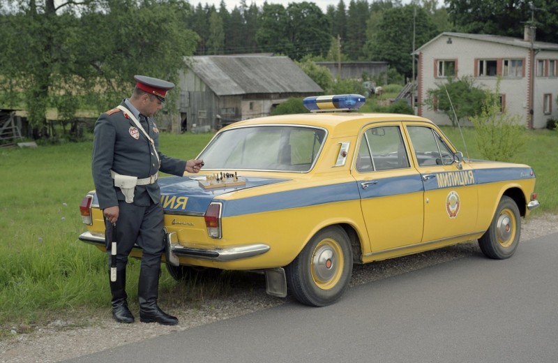 Цвет органов: почему машины милиции в СССР были желтые