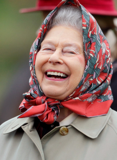 8 фактов о королеве Елизавете II, в которых она предстает совсем не по-королевски