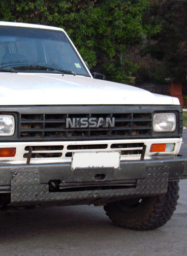 Почему фары многих старых иномарок так похожи — все дело в забытой фишке «запечатанный луч»