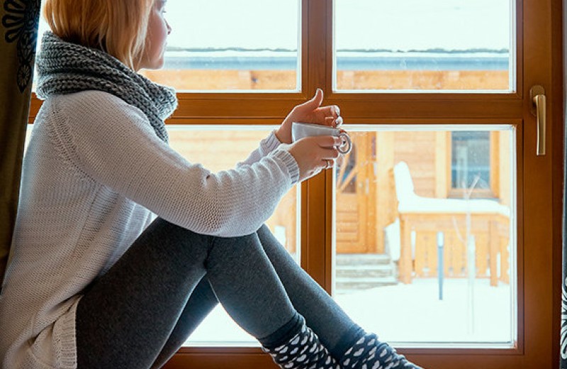 Как утеплить окна дома и не бояться зимней стужи