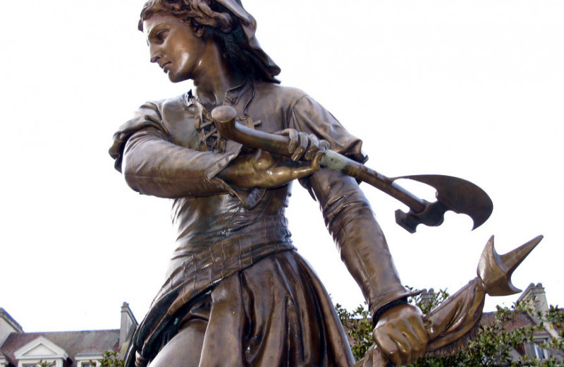 Львица, Секира и Пламенная Жанна: как женщины в Средние века становились воинами