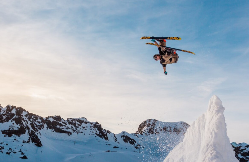 Как лыжники-фристайлисты выполняют свои удивительные трюки - механика олимпийского спорта