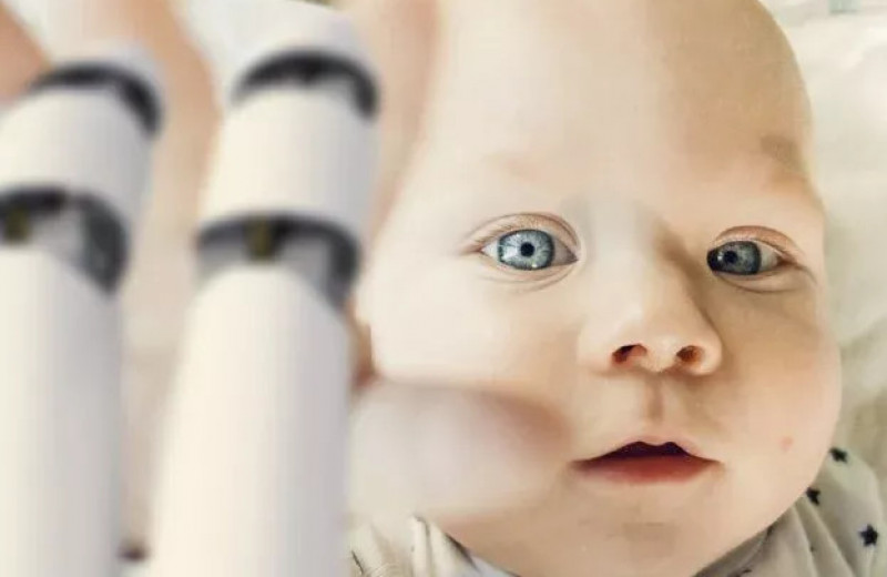 Ученые впервые обучили ИИ мыслить на уровне новорожденного ребенка