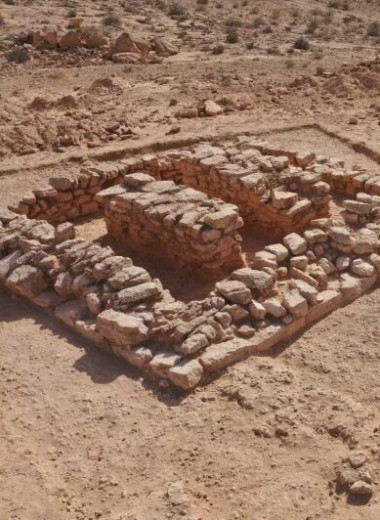 В пустыне Негев нашли десятки скелетов женщин! Возможно, это ритуальные жрицы любви