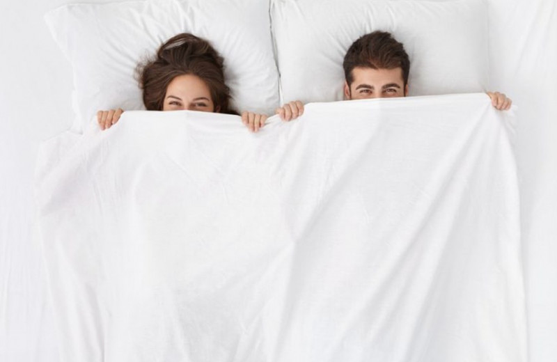 Иди на диван! 5 причин, почему раздельный сон пойдет вам на пользу