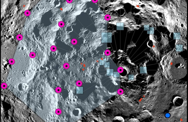 NASA: Луна сжимается, ломая кору у Южного полюса