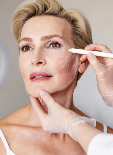 Омоложение — не всегда подтяжка лица: 3 малоинвазивные операции с тем же эффектом