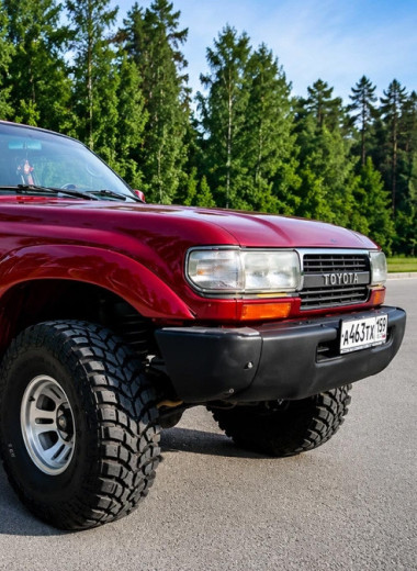 «Одна поездка — ₽50 тыс.». Опыт владения 35-летним Toyota Land Cruiser 80