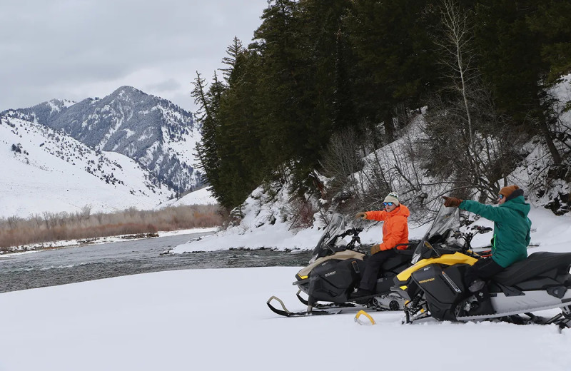 10 способов провести выходные со снегоходом: забудьте о рыбалке