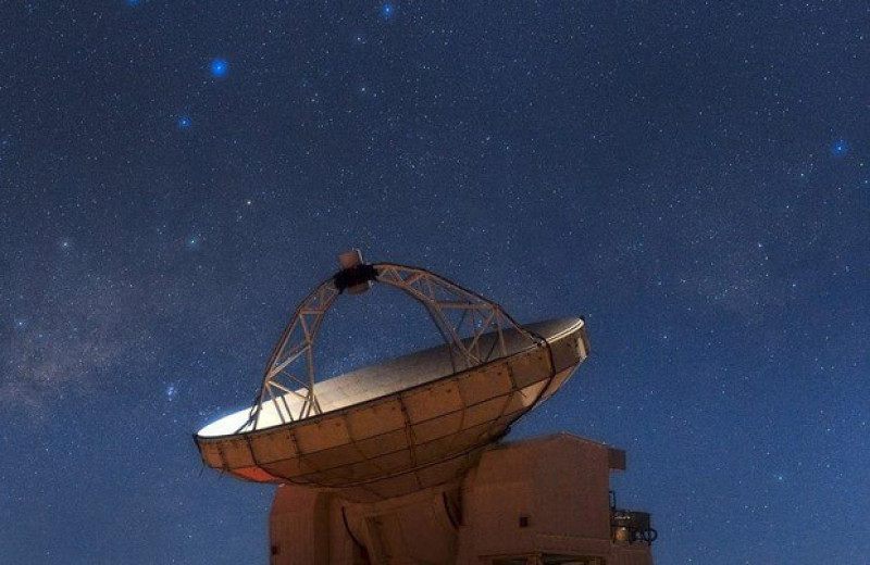 Астрономы нашли холодный молекулярный газ в галактическом ветре Млечного Пути
