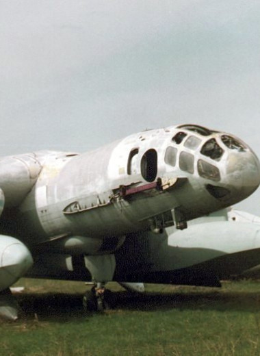 Гибрид подлодки и самолета. Почему все забыли о самом страшном советском экраноплане BAA-14