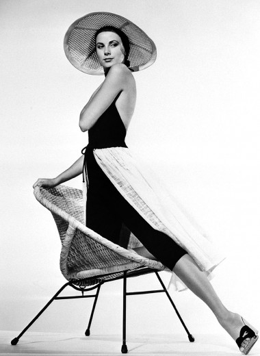Любимые киногероини Vogue показывают, как носить соломенные шляпы