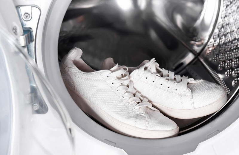 Эксперимент: можно ли стирать кроссовки в стиральной машине