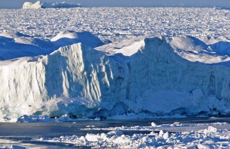 Мощные ледниковые щиты за последние 150 тысяч лет дважды опреснили Северный Ледовитый океан
