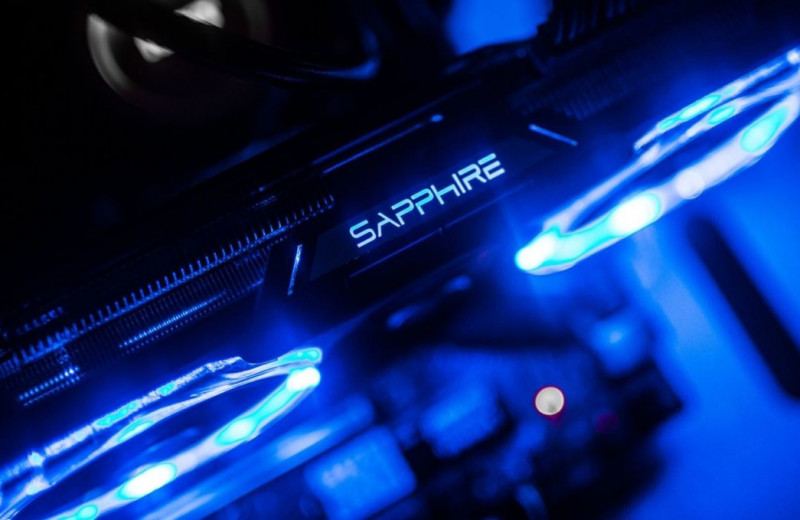 Тест Sapphire Radeon RX Vega 56 Nitro: тихая и мощная видеокарта класса High-End