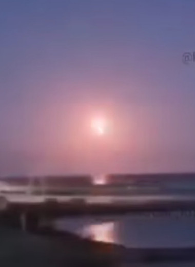 В небе над Сочи сгорел яркий метеор: видео