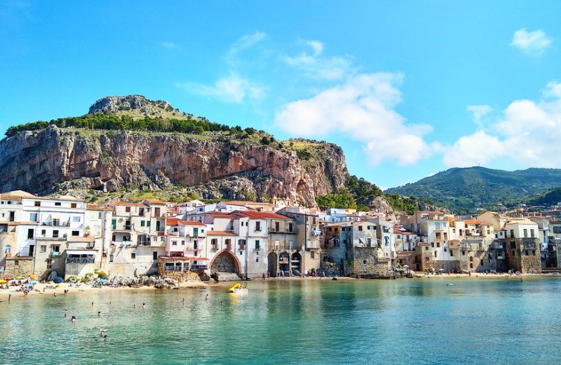 Киоск у моря: как стать предпринимателем на Сицилии