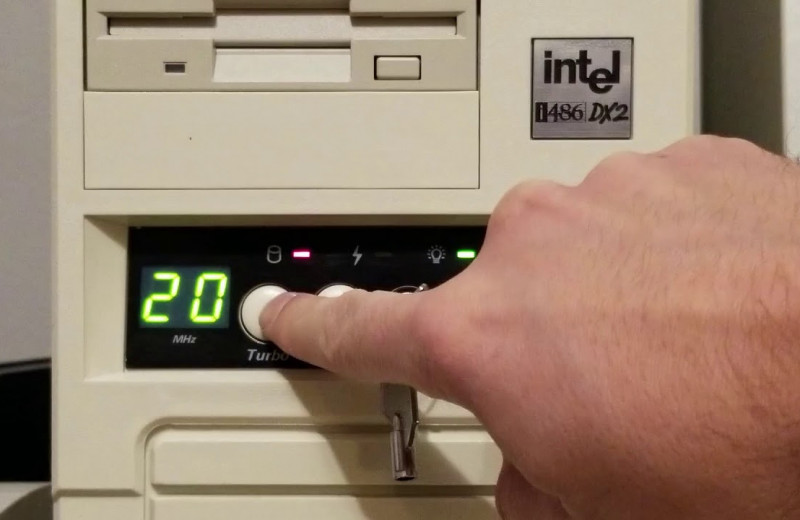 Краткая история кнопки Turbo на древних компьютерах