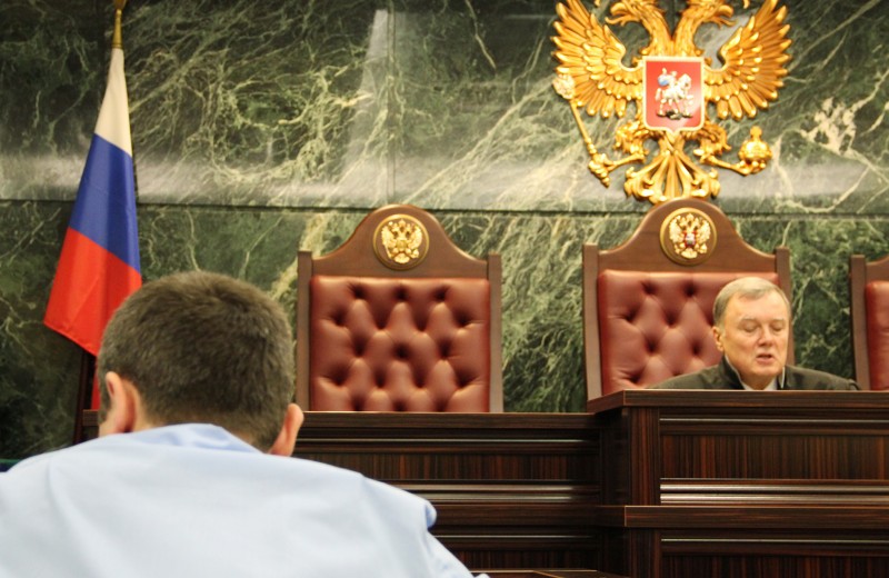 Закон что дышло: почему россияне не поспевают за корректировкой законов