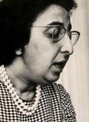 Назиха аль-Дулайми: история первой женщины-министра в арабском мире