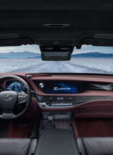 Сверхкачество: тест-драйв Lexus LS