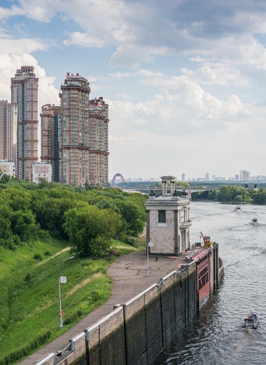 Бегство капиталов: как западные санкции повлияют на рынок элитного жилья Москвы
