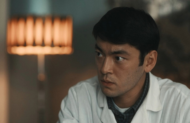 «Главное — ликбез»: Аскар Ильясов о сериале «Нулевой пациент» и казахстанском кино