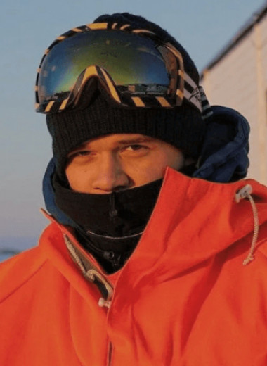 «Самое страшное — оказаться в пургу вне станции»: полярник о жизни и работе в Арктике и Антарктиде