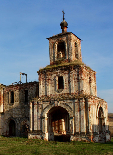 Рассыпаются на глазах: как спасают православные церкви в селах Татарстана