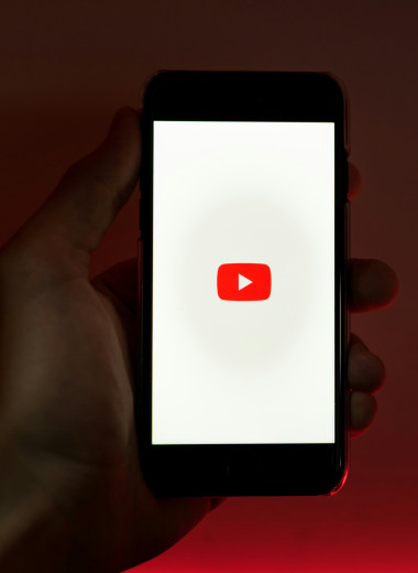 От экспериментального сервиса для знакомств до крупнейшего видеохостинга: история YouTube