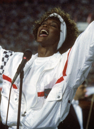 Голос разума: как Уитни Хьюстон меняла музыку и общество