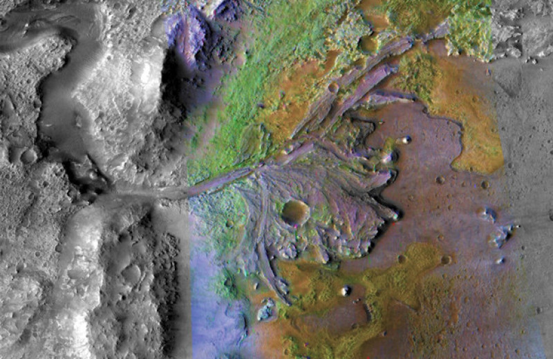 «Персеверанс» обнаружил в кратере Езеро вулканические породы вместо осадочных