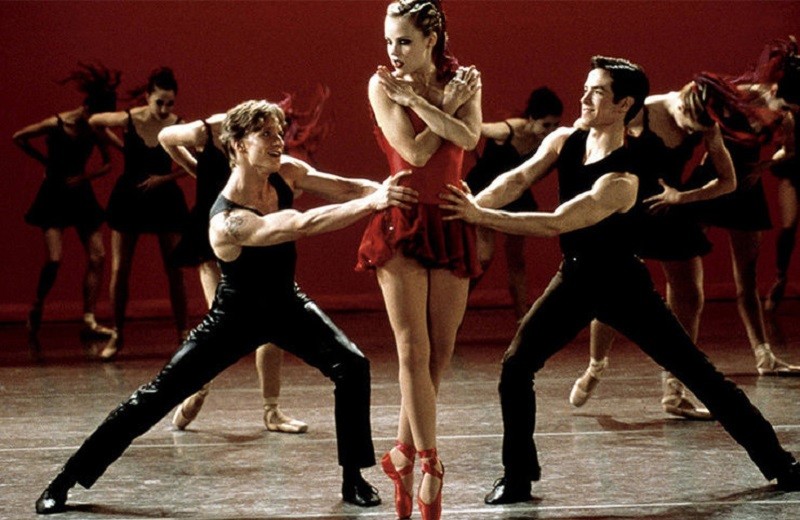 К станку: как занятия балетом помогут похудеть и найти мужчину мечты