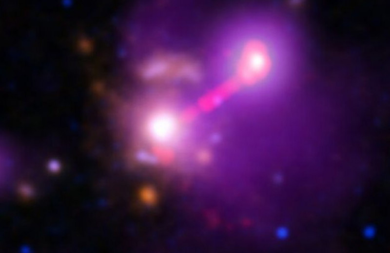 Астрономы обнаружили в глубинах космоса галактику-одиночку — похоже, она поглотила всех своих сородичей