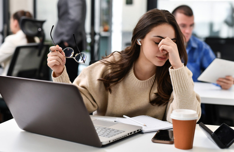 «Что ж ты такая невнимательная»: как женщины с СДВГ справляются с рабочими задачами