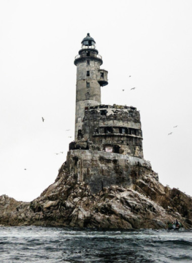 На семи ветрах: история легендарного маяка Анива