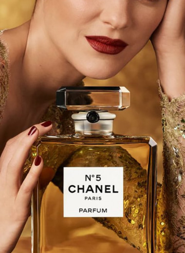 Композиторы ароматов: кто на самом деле создал Chanel №5