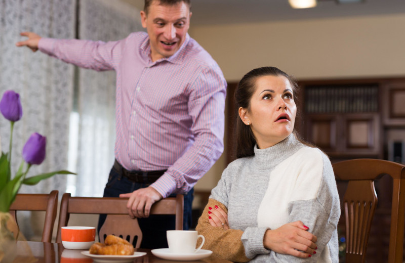 6 вещей, которые никогда нельзя говорить мужу: мнение семейного терапевта