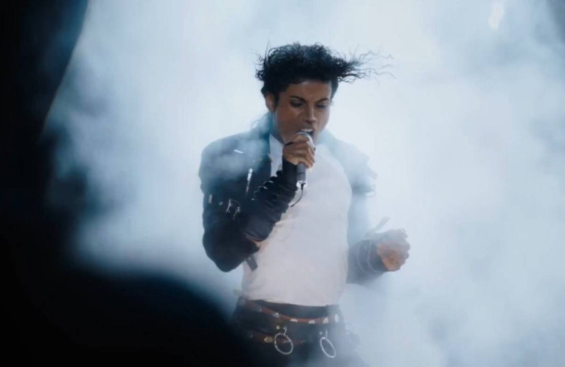 Байопик о Майкле Джексоне: как честный рассказ о поп-короле стал фильмом-караоке