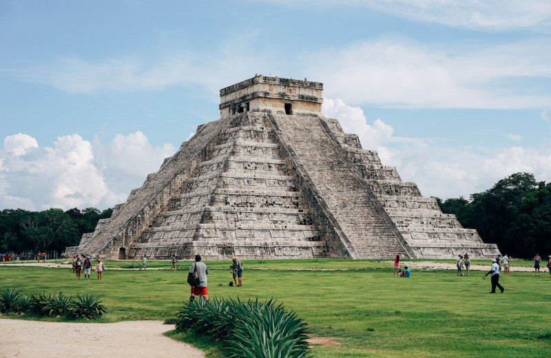 За счет чего постройки древних римлян и майя не разваливаются: простое объяснение!