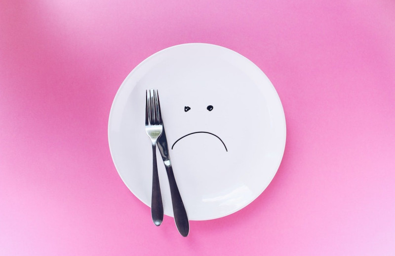 Почему дети садятся на диеты и морят себя голодом: последствия пищевых расстройств