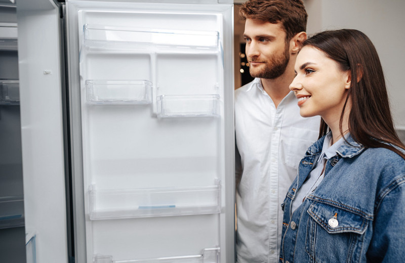 Как поменять сторону открывания холодильника — подробная инструкция
